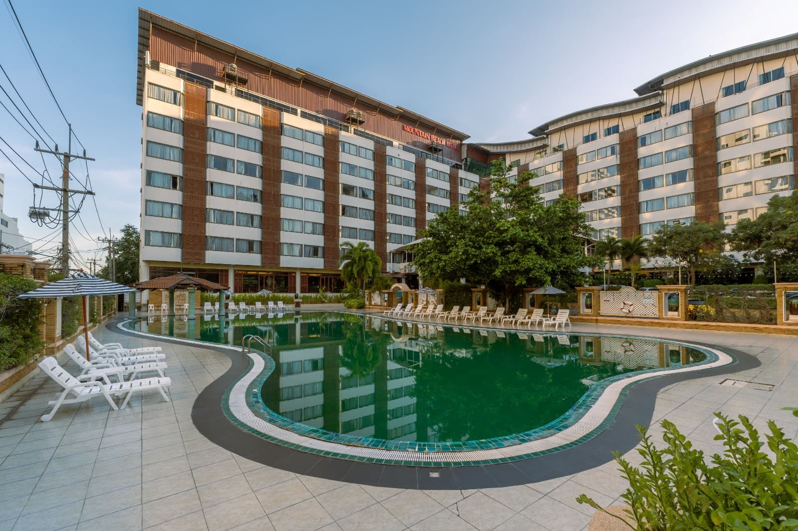 Mountain Beach Hotel